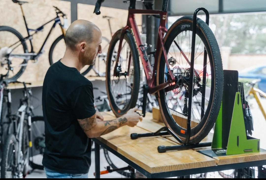 Taller de Megamo en Madma Bikes
